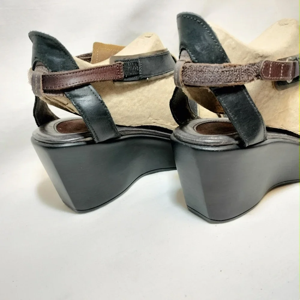 Naot Gesture Leather Strappy‎ Wedge Sandals